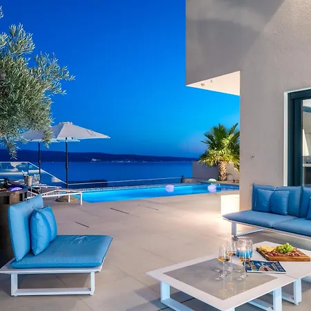 Villa New! Luxury Boutique Fay, Heated Pool, Jacuzzi, Seaview Near Split And Omis
