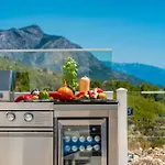 Luxury Boutique Fay, Heated Pool, Jacuzzi, Seaview Near Split And Omis *