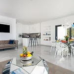 Luxury Boutique Fay, Heated Pool, Jacuzzi, Seaview Near Split And Omis