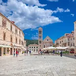 Luxury Boutique Fay, Heated Pool, Jacuzzi, Seaview Near Split And Omis *