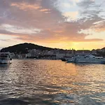 Luxury Boutique Fay, Heated Pool, Jacuzzi, Seaview Near Split And Omis