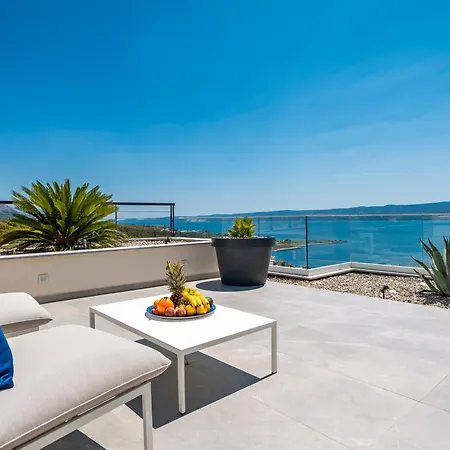 New! Luxury Boutique Fay, Heated Pool, Jacuzzi, Seaview Near Split And Omis Dugi Rat