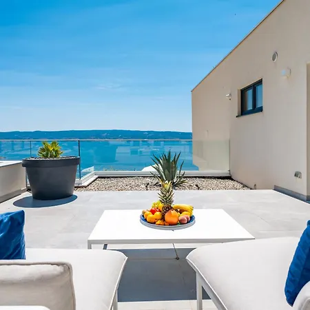New! Luxury Boutique Fay, Heated Pool, Jacuzzi, Seaview Near Split And Omis Villa