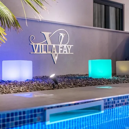 Villa Luxury Boutique Fay, Heated Pool, Jacuzzi, Seaview Near Split And Omis *