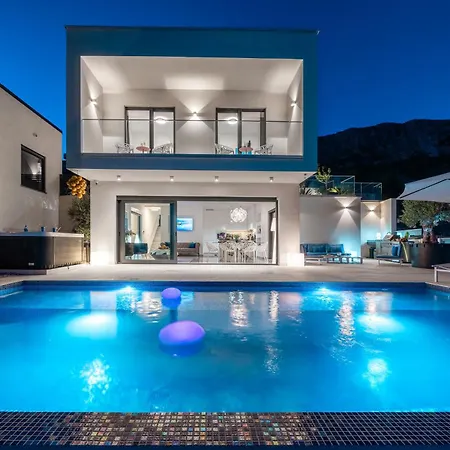 New! Luxury Boutique Fay, Heated Pool, Jacuzzi, Seaview Near Split And Omis Dugi Rat