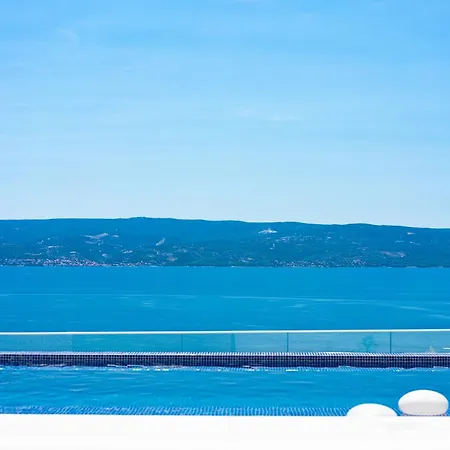 Villa New! Luxury Boutique Fay, Heated Pool, Jacuzzi, Seaview Near Split And Omis Dugi Rat
