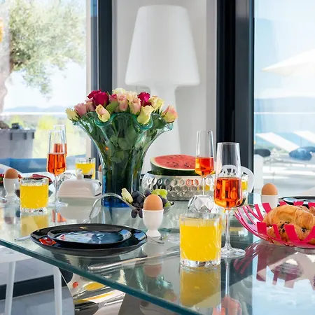 New! Luxury Boutique Fay, Heated Pool, Jacuzzi, Seaview Near Split And Omis Villa Dugi Rat