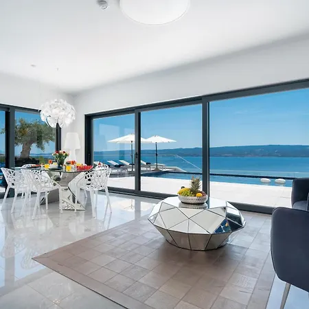 New! Luxury Boutique Fay, Heated Pool, Jacuzzi, Seaview Near Split And Omis *