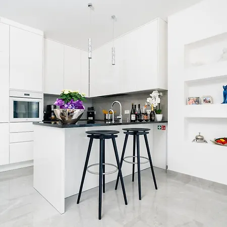 New! Luxury Boutique Fay, Heated Pool, Jacuzzi, Seaview Near Split And Omis Villa Dugi Rat