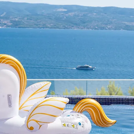 Villa New! Luxury Boutique Fay, Heated Pool, Jacuzzi, Seaview Near Split And Omis