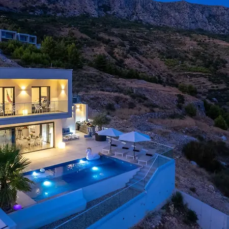 New! Luxury Boutique Fay, Heated Pool, Jacuzzi, Seaview Near Split And Omis Dugi Rat
